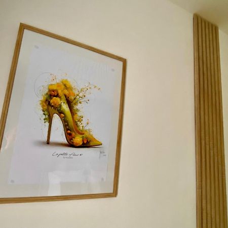Le Cocon De La Tour -Vip-Compiegne-Hyper Centre Apartment ภายนอก รูปภาพ