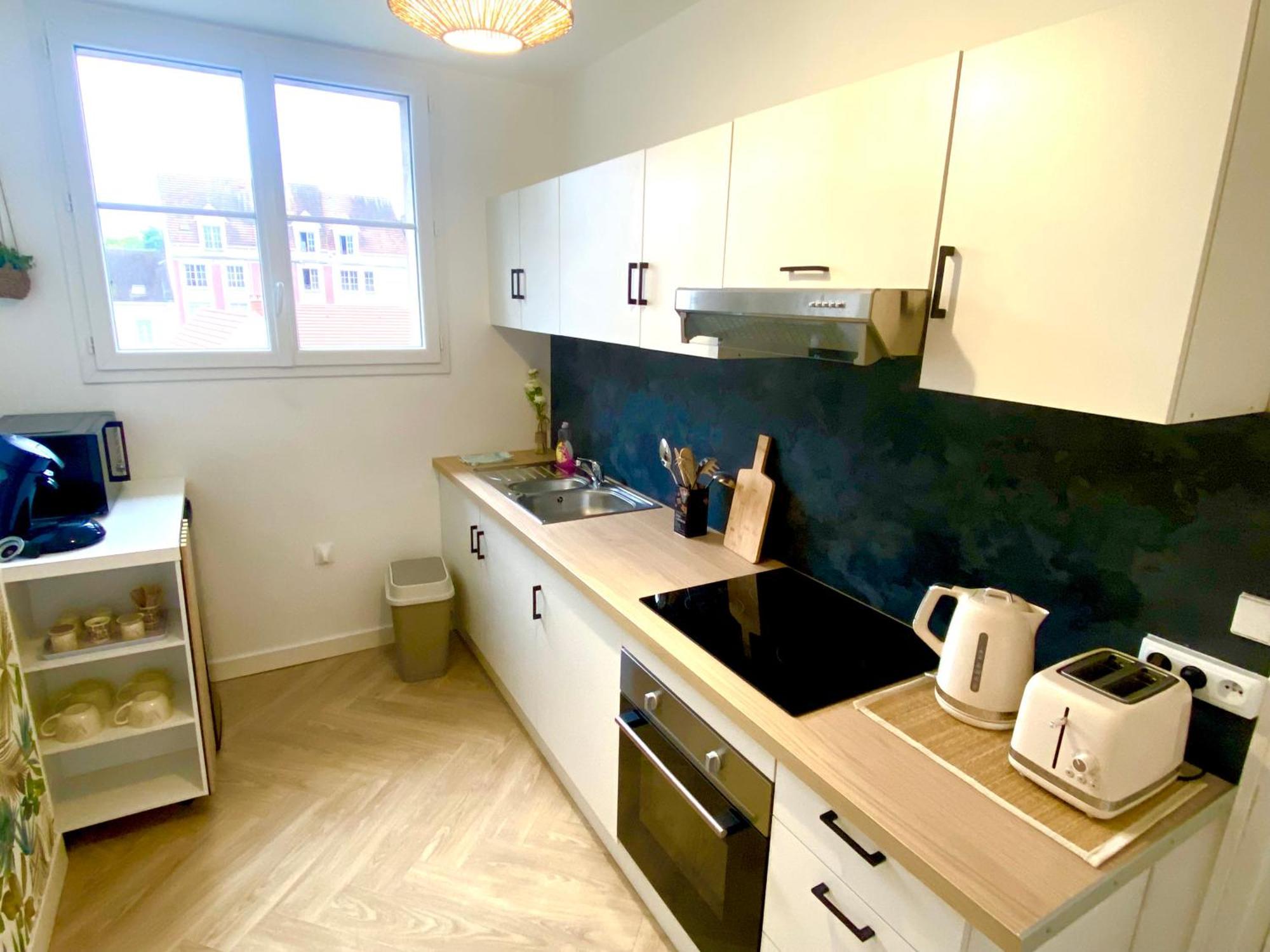 Le Cocon De La Tour -Vip-Compiegne-Hyper Centre Apartment ภายนอก รูปภาพ