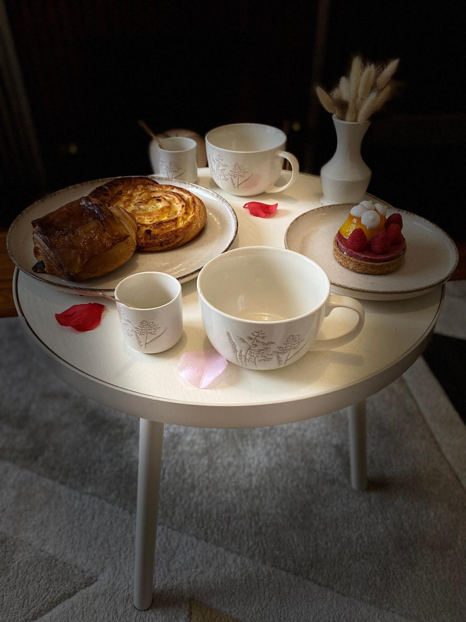 Le Cocon De La Tour -Vip-Compiegne-Hyper Centre Apartment ภายนอก รูปภาพ